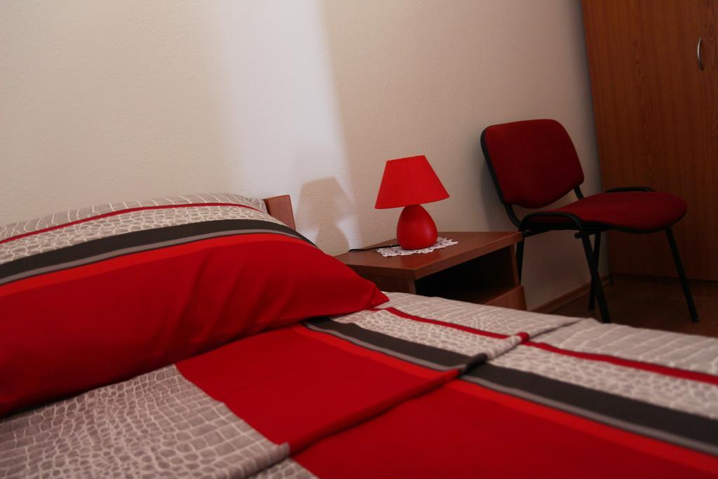 Apartmani Strada Каштела Екстер'єр фото
